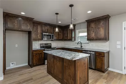 232 Prairie Street, Jacksboro, TX 76458 - Photo 10