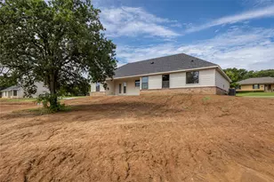 232 Prairie St, Jacksboro, TX 76458 - Photo 30