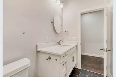 713 S Willomet Avenue, Dallas, TX 75208 - Photo 24