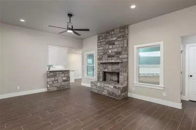 210 Prairie Street, Jacksboro, TX 76458 - Photo 6