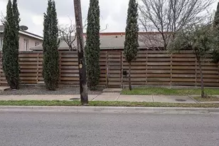 1727 N Fitzhugh Ave, Dallas, TX 75204 - Photo 1