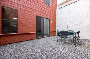 1727 N Fitzhugh Ave, Dallas, TX 75204 - Photo 12