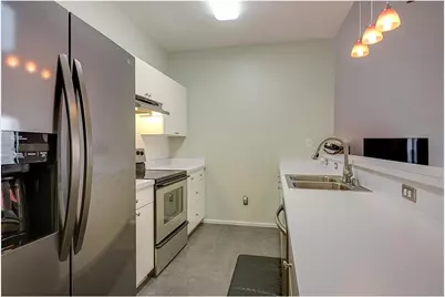 1727 N Fitzhugh Avenue, Dallas, TX 75204 - Photo 10