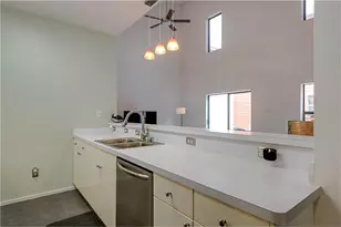 1727 N Fitzhugh Ave, Dallas, TX 75204 - Photo 8