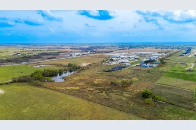 9510 Swafford Road, Justin, TX 76247 - Photo 8