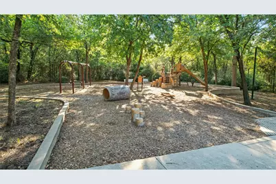 3016 Mulholland Street, Highland Village, TX 75077 - Photo 40