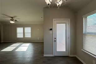 505 Reatta Dr, Justin, TX 76247 - Photo 12