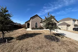 505 Reatta Dr, Justin, TX 76247 - Photo 2