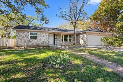 1612 Mims Street, Fort Worth, TX 76112 - Photo 2