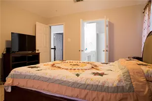 2021 Reddenson Dr, Carrollton, TX 75010 - Photo 20