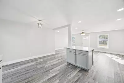 4500 Wellesley Avenue, Fort Worth, TX 76107 - Photo 14