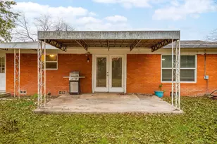 2020 Crestridge St, Stephenville, TX 76401 - Photo 36