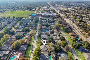 2413 Bluffton Dr, Plano, TX 75075 - Photo 2