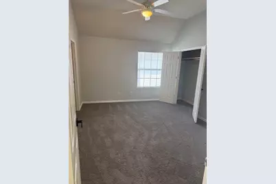 117 Saint James Road, Irving, TX 75063 - Photo 34