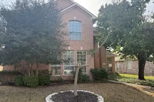 117 St James Rd, Irving, TX 75063 - Photo 2