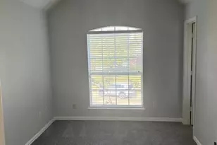 117 St James Rd, Irving, TX 75063 - Photo 32