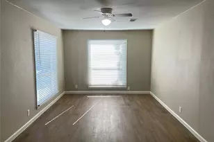 2203 Fowler Dr, Denton, TX 76209 - Photo 2