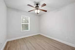 230 E Johnson St, Denison, TX 75021 - Photo 16