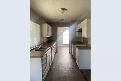 5060 Walker Drive, The Colony, TX 75056 - Photo 6