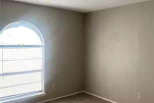 5060 Walker Dr, The Colony, TX 75056 - Photo 10