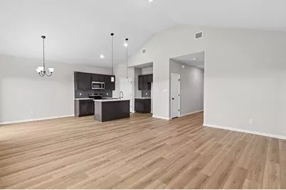 208 Lead Creek Drive, Fort Worth, TX 76131 - Photo 10