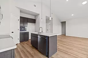 208 Lead Creek Dr, Fort Worth, TX 76131 - Photo 14