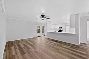 5516 Laredo Ln, Garland, TX 75043 - Photo 6