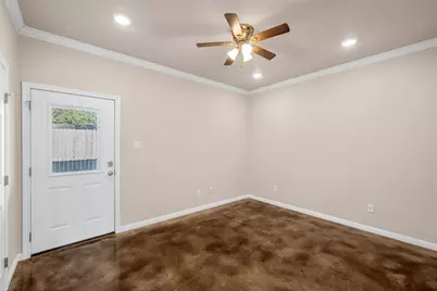 402 Spring Street, McGregor, TX 76657 - Photo 10