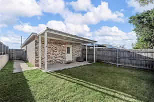 402 Spring St, McGregor, TX 76657 - Photo 14