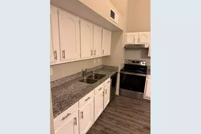 831 Netherland Drive, Arlington, TX 76017 - Photo 8