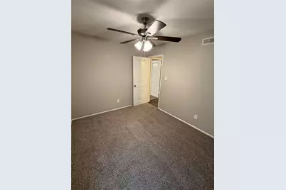 831 Netherland Drive, Arlington, TX 76017 - Photo 14