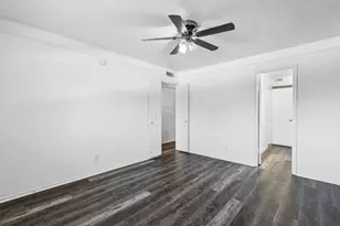 5014 Les Chateaux Dr, Dallas, TX 75235 - Photo 14