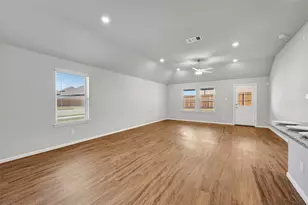 521 Big Bnd Pkwy, Princeton, TX 75407 - Photo 2