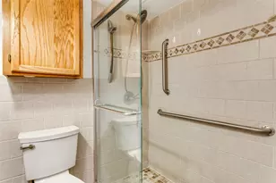 2310 Balsam Dr, Arlington, TX 76006 - Photo 16