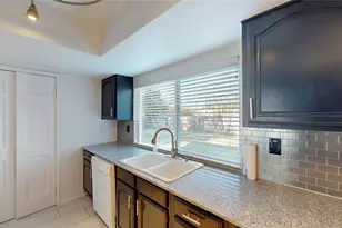 7748 Landmark Ridge St, Fort Worth, TX 76133 - Photo 4