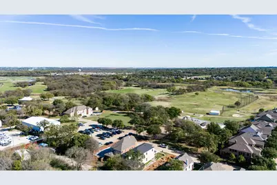 9020 Creek Run Road, Fort Worth, TX 76120 - Photo 36