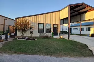 154 Yosemite Dr, Whitney, TX 76692 - Photo 8