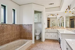 3201 Greenleaf Ct, Garland, TX 75044 - Photo 22
