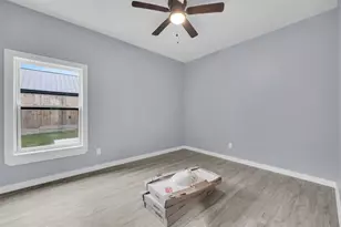 409 N Dallas St, Rice, TX 75155 - Photo 18