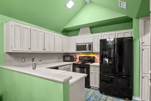 4922 Canberra Ln, Arlington, TX 76017 - Photo 2