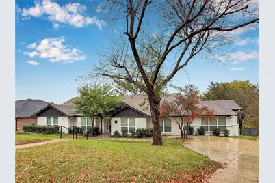 261 Oak Hill Drive, Trophy Club, TX 76262 - Photo 1