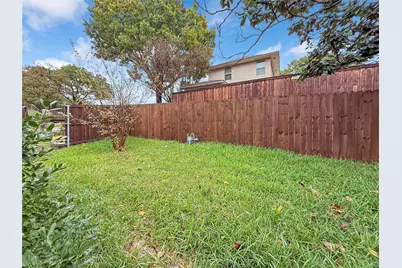 2402 Country Valley Road, Garland, TX 75041 - Photo 34