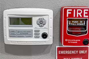 2402 Country Valley Rd, Garland, TX 75041 - Photo 36