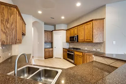 1003 Crystal Springs Drive, Allen, TX 75013 - Photo 10