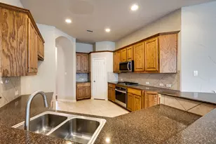 1003 Crystal Springs Dr, Allen, TX 75013 - Photo 10