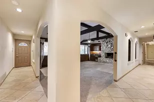 6515 Ridgeview Cir, Dallas, TX 75240 - Photo 18