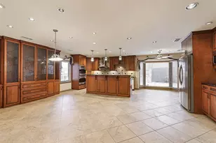 6515 Ridgeview Cir, Dallas, TX 75240 - Photo 4