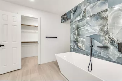 5807 Winding Woods Trail, Dallas, TX 75227 - Photo 14