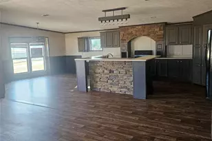 221 Farmhouse Rd, Springtown, TX 76082 - Photo 4