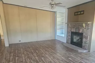 221 Farmhouse Rd, Springtown, TX 76082 - Photo 10